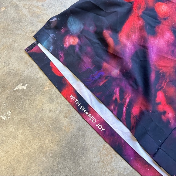 Lululemon team Canada - Picture 2 of 6